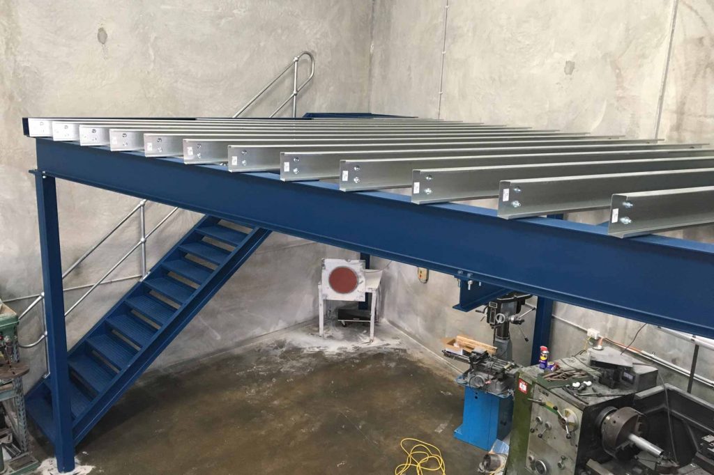 Steel mezzanine floor with beams and purlins