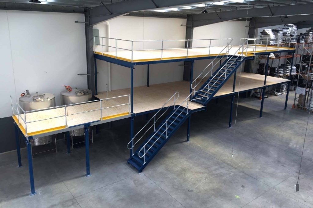 Two level structural mezzanine floor