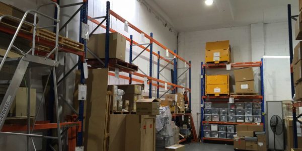 Selective racking in warehouse