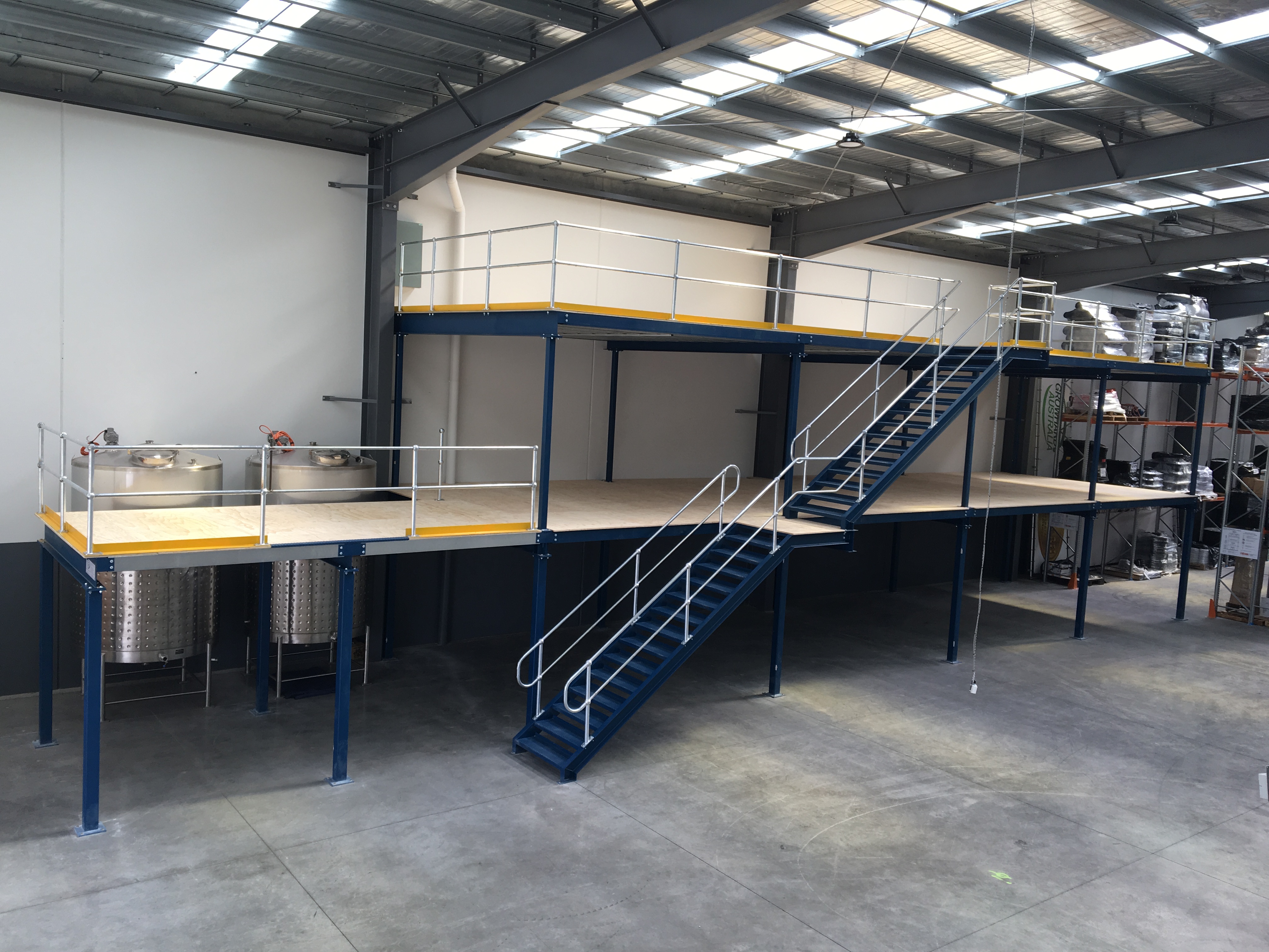 mezzanine floors in warehouse